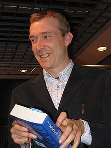 David Mitchell Publishes Story Live Online, Echoing Silvia Hartmann's The Dragon Lords David Mitchell Publishes Story Live Online, Echoing Silvia Hartmann's The Dragon Lords